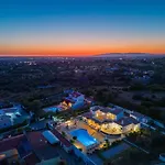 Villa Villa Serena - Com Piscina Aquecivel E Barbecue Em Albufeira Guia (Faro)