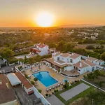 Villa Serena - Com Piscina Aquecivel E Barbecue Em Albufeira *