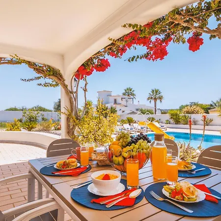 빌라 Serena - Com Piscina Aquecivel E Barbecue Em Albufeira *