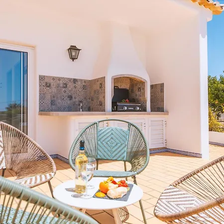 빌라 Serena - Com Piscina Aquecivel E Barbecue Em Albufeira 기아